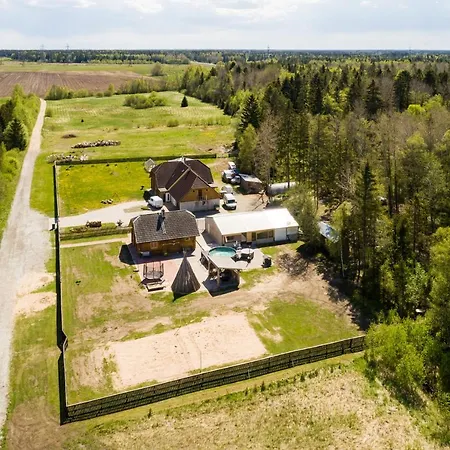 Kajamaa بيت للعطل *